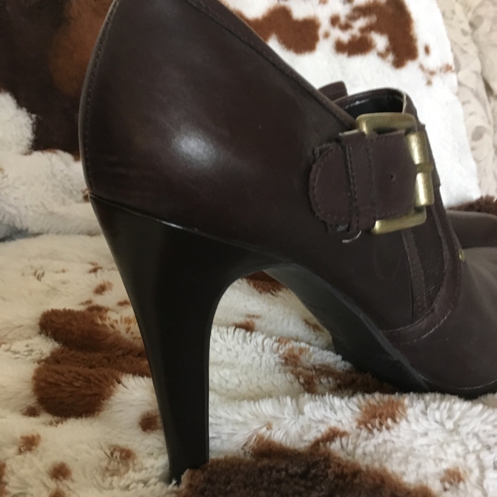 Bootie Pump - Picture 2 of 7